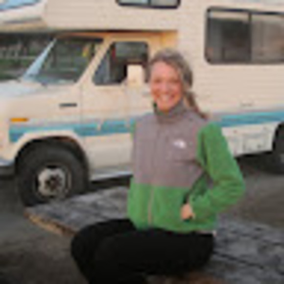 Meet your Posher, Emily - Picture 1 of 1